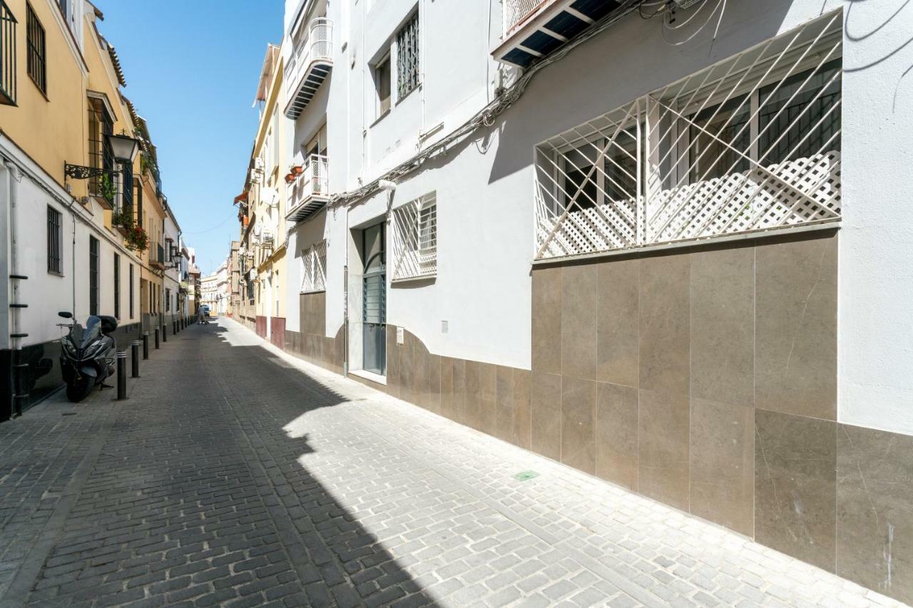 Triana 3 Bedrooms & 2 Bath Parking Included, Seville